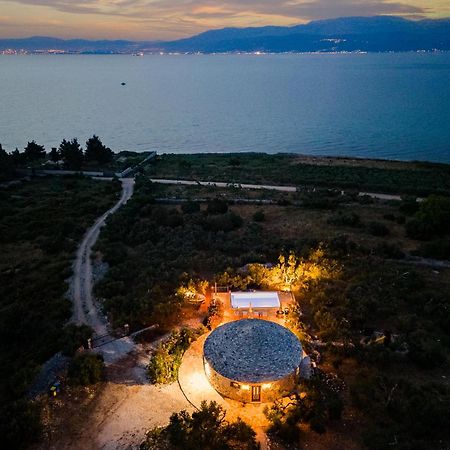 Island Getaway - Heritage House Mirca  Ngoại thất bức ảnh