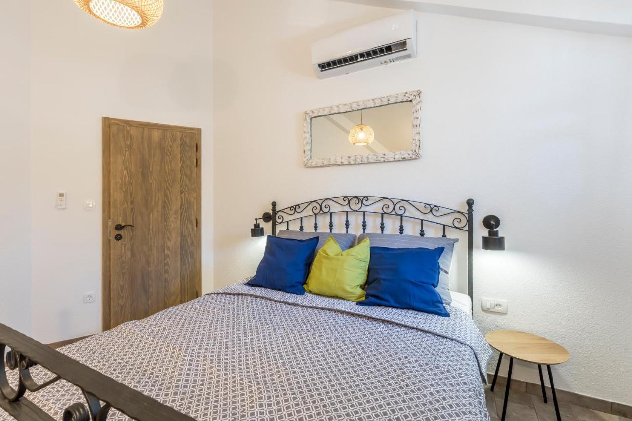Island Getaway - Heritage House Mirca  Ngoại thất bức ảnh