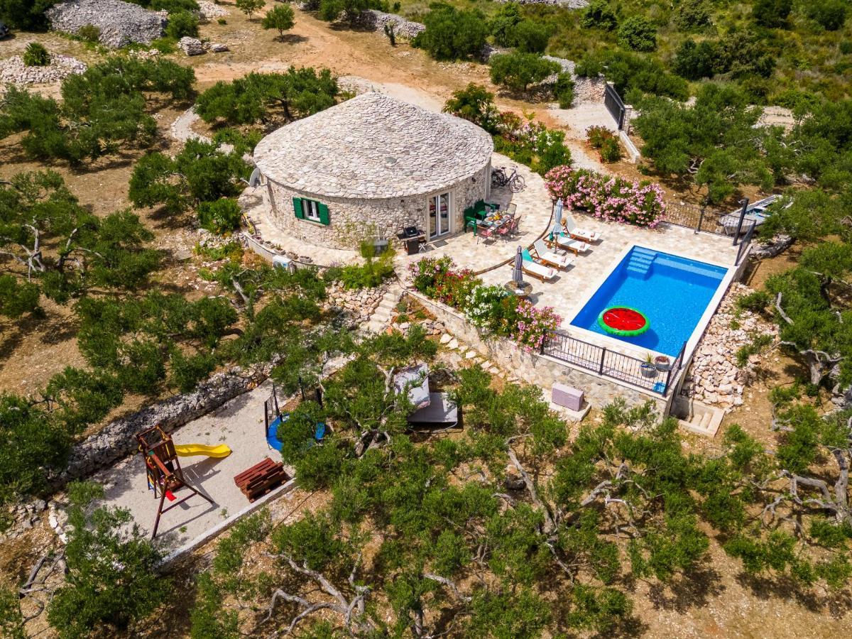 Island Getaway - Heritage House Mirca  Ngoại thất bức ảnh