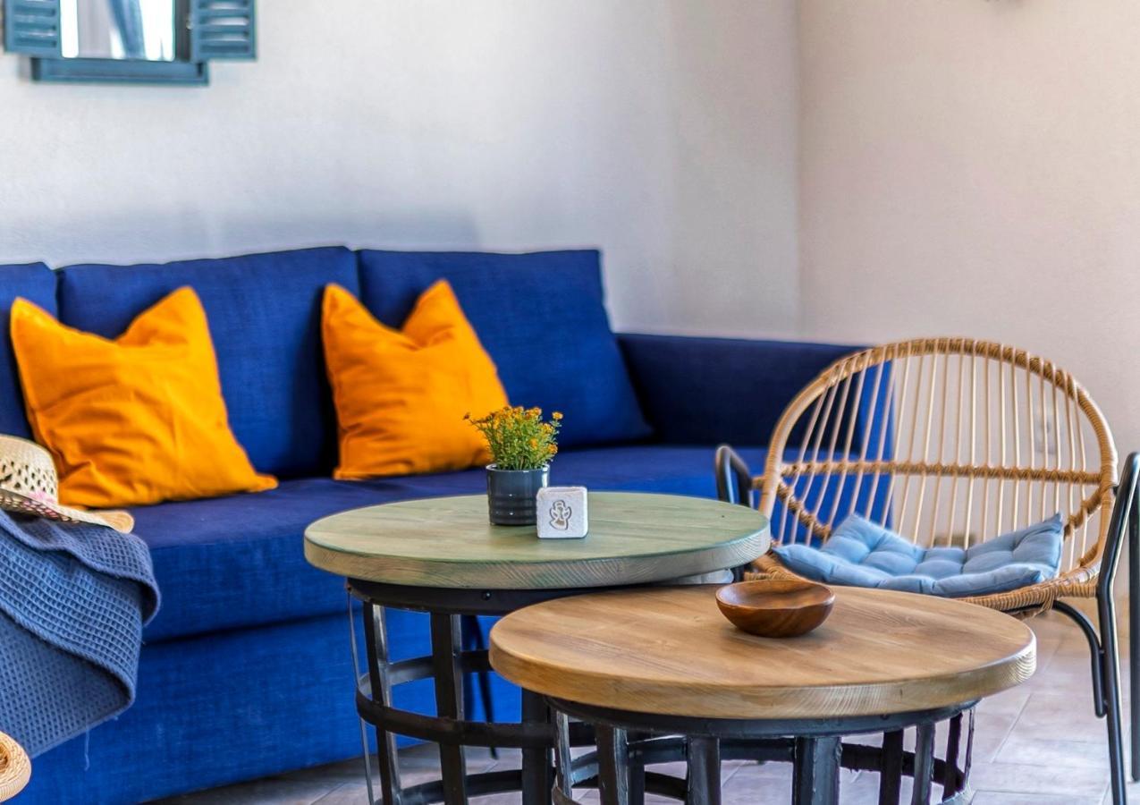 Island Getaway - Heritage House Mirca  Ngoại thất bức ảnh