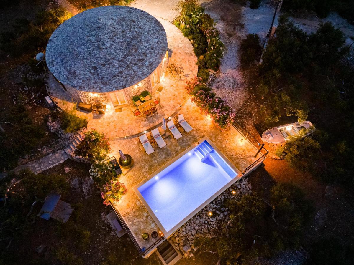 Island Getaway - Heritage House Mirca  Ngoại thất bức ảnh