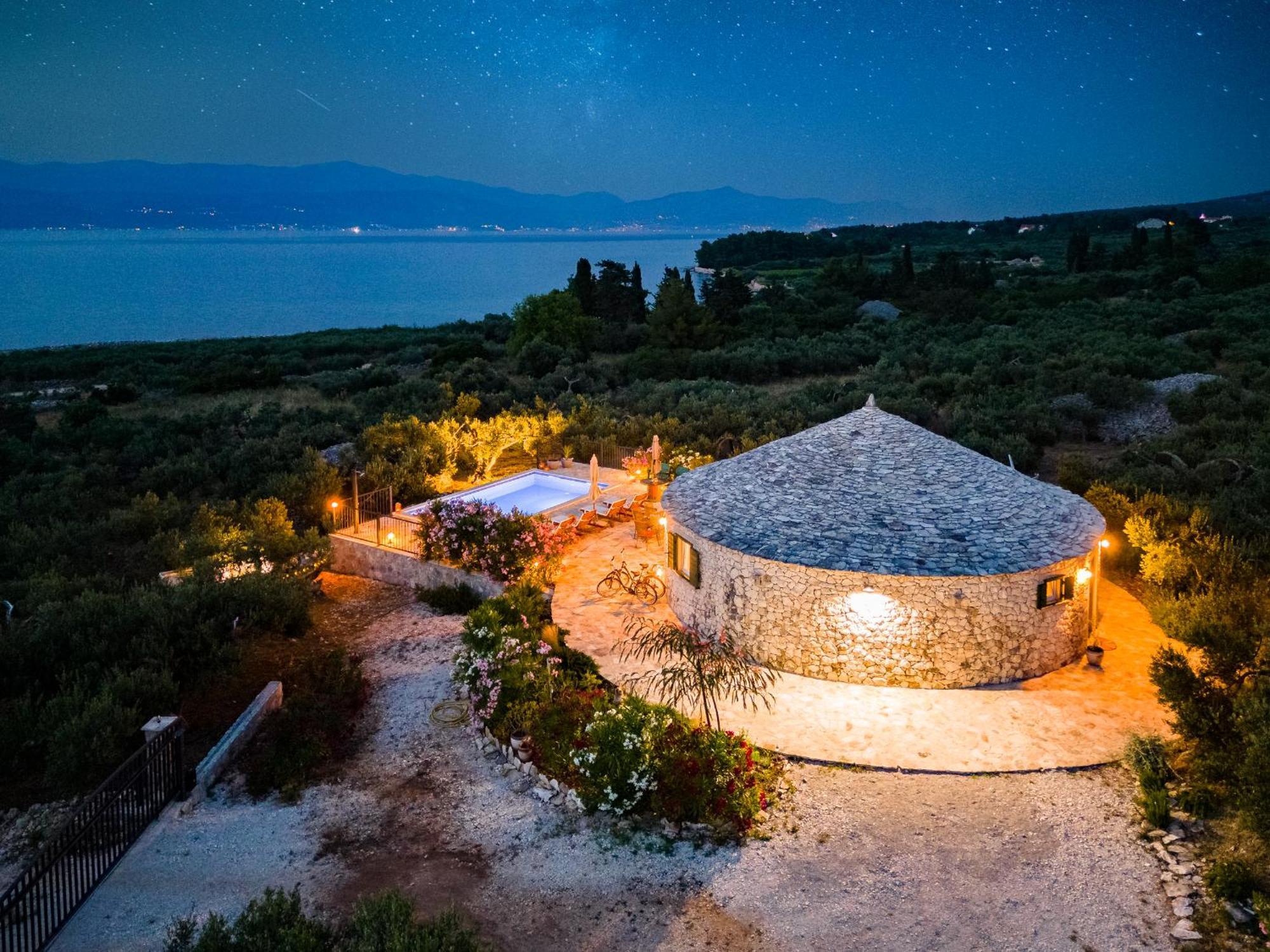 Island Getaway - Heritage House Mirca  Ngoại thất bức ảnh