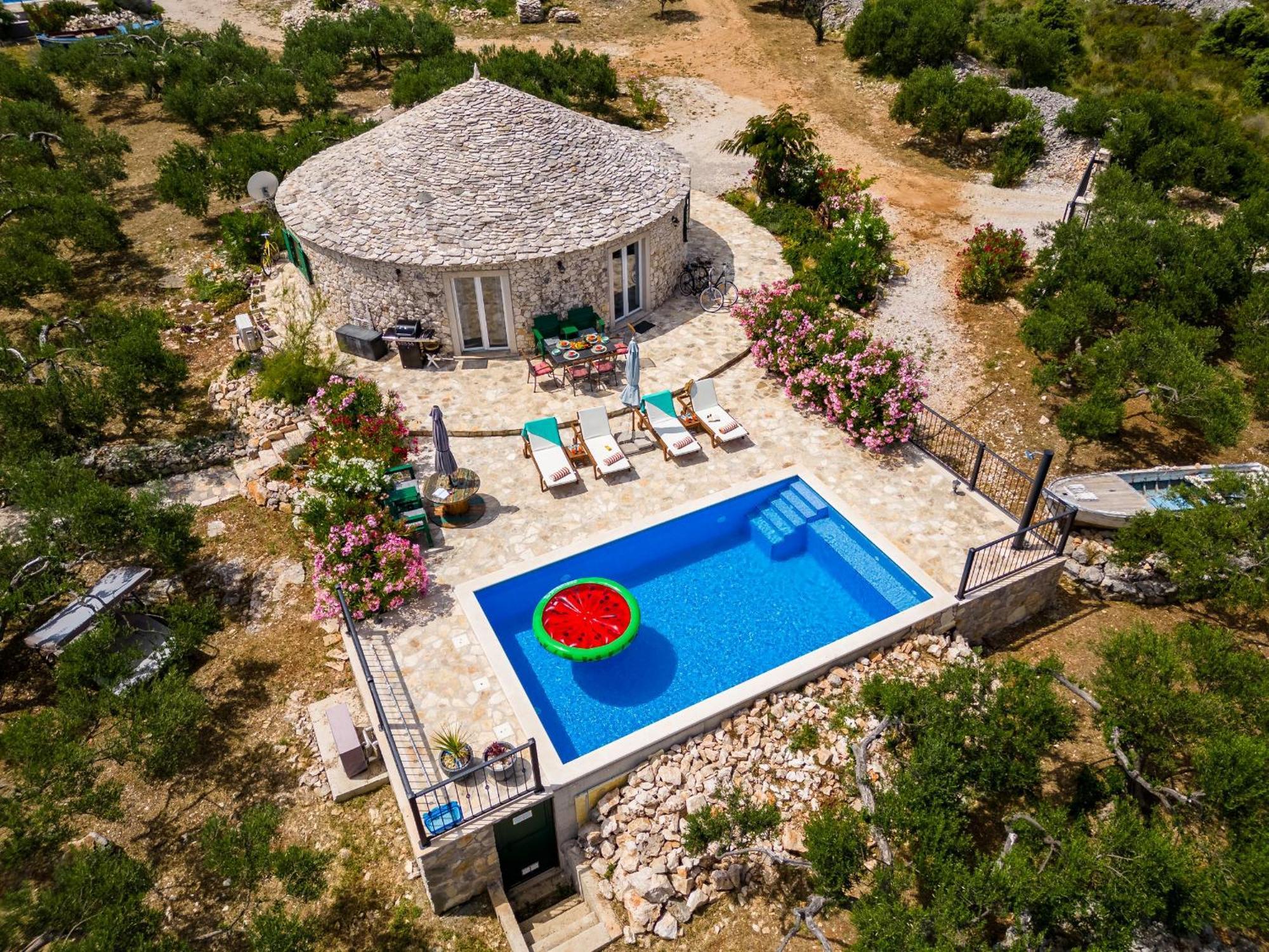 Island Getaway - Heritage House Mirca  Ngoại thất bức ảnh